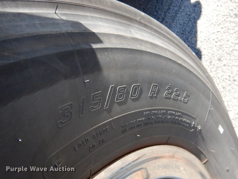 image for item DG5924 1995 Van Hool T845 coach bus