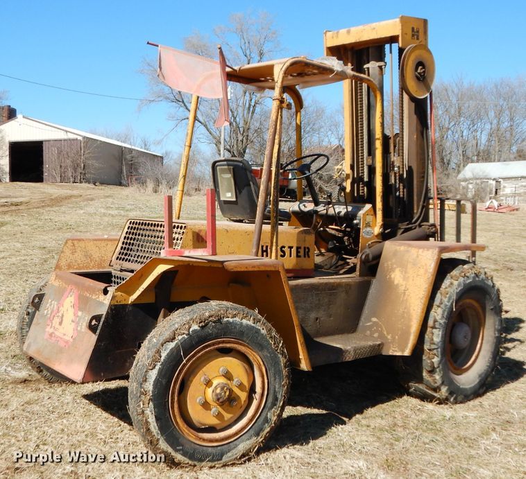 image for item DG6309 1979 Hyster P60A forklift