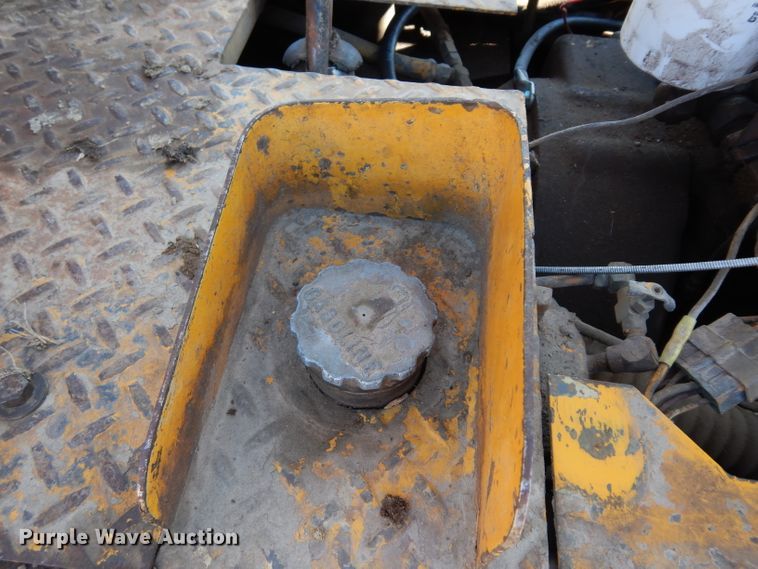 image for item DG6309 1979 Hyster P60A forklift