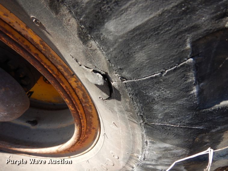 image for item DG6309 1979 Hyster P60A forklift