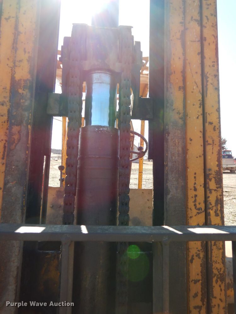 image for item DG6309 1979 Hyster P60A forklift