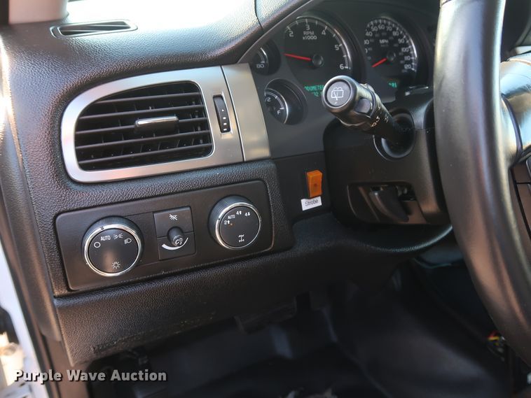 image for item DH0847 2007 Chevrolet Suburban 2500 LS SUV