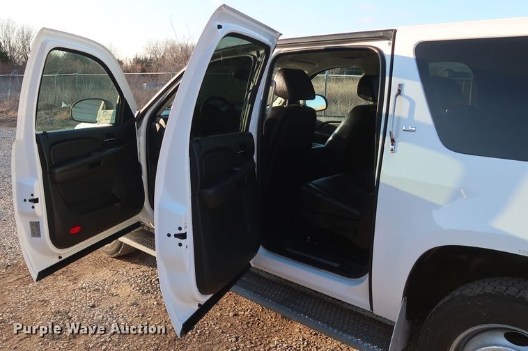 image for item DH0847 2007 Chevrolet Suburban 2500 LS SUV