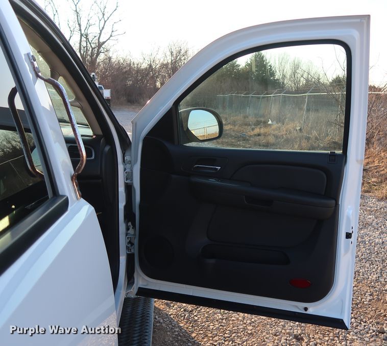 image for item DH0847 2007 Chevrolet Suburban 2500 LS SUV