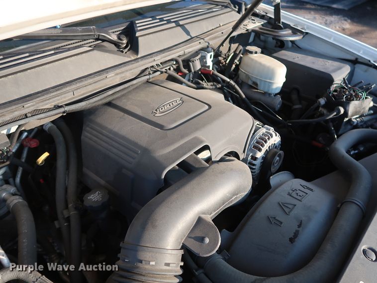 image for item DH0847 2007 Chevrolet Suburban 2500 LS SUV