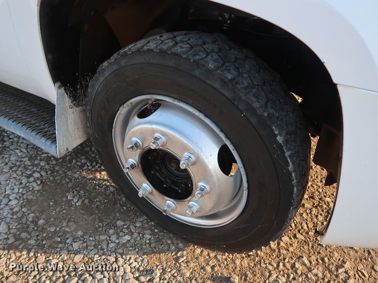 image for item DH0847 2007 Chevrolet Suburban 2500 LS SUV