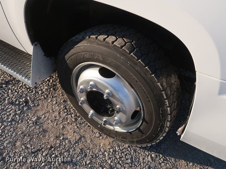 image for item DH0847 2007 Chevrolet Suburban 2500 LS SUV