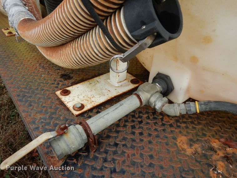 image for item DH2295 1999 Maxey vacuum trailer