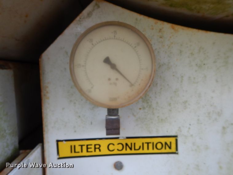 image for item DH2295 1999 Maxey vacuum trailer