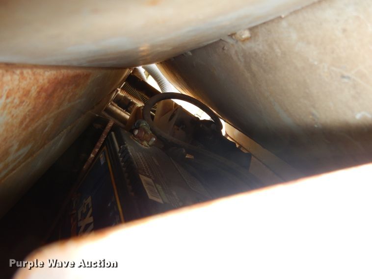 image for item DH2295 1999 Maxey vacuum trailer