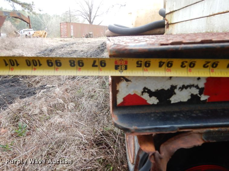 image for item DH2295 1999 Maxey vacuum trailer