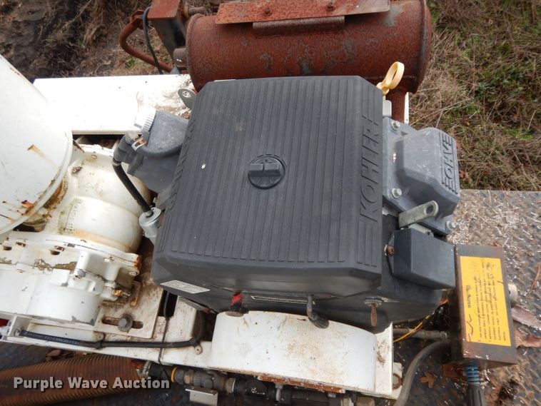 image for item DH2295 1999 Maxey vacuum trailer