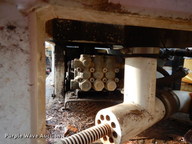 image for item DH2295 1999 Maxey vacuum trailer