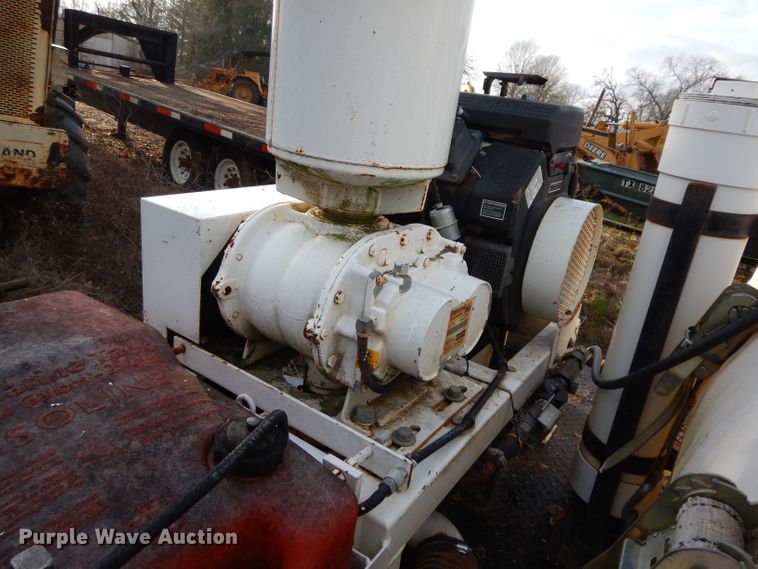 image for item DH2295 1999 Maxey vacuum trailer