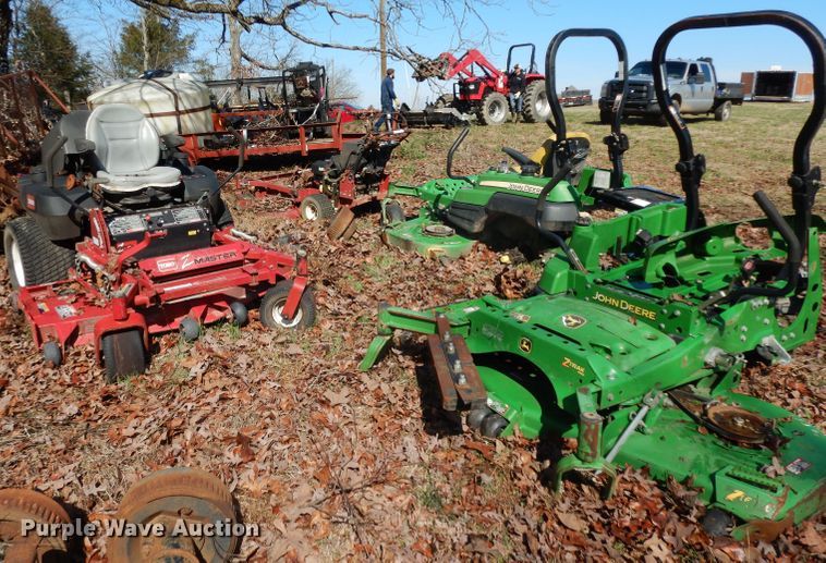 image for item DH2328 (4) lawn mowers