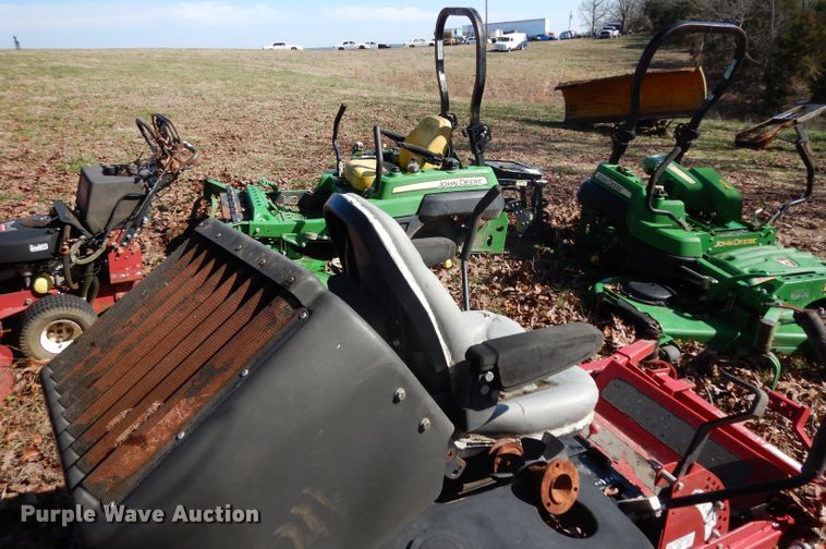 image for item DH2328 (4) lawn mowers