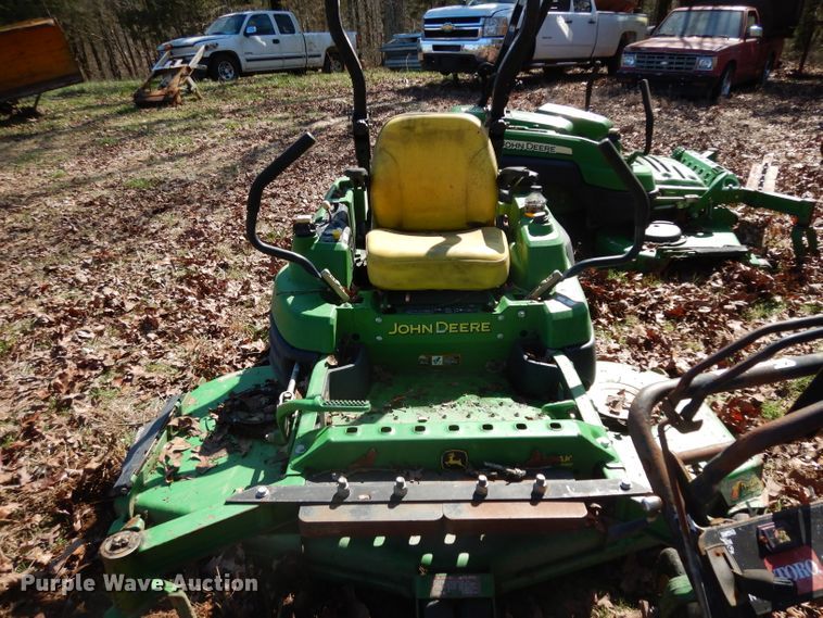 image for item DH2328 (4) lawn mowers