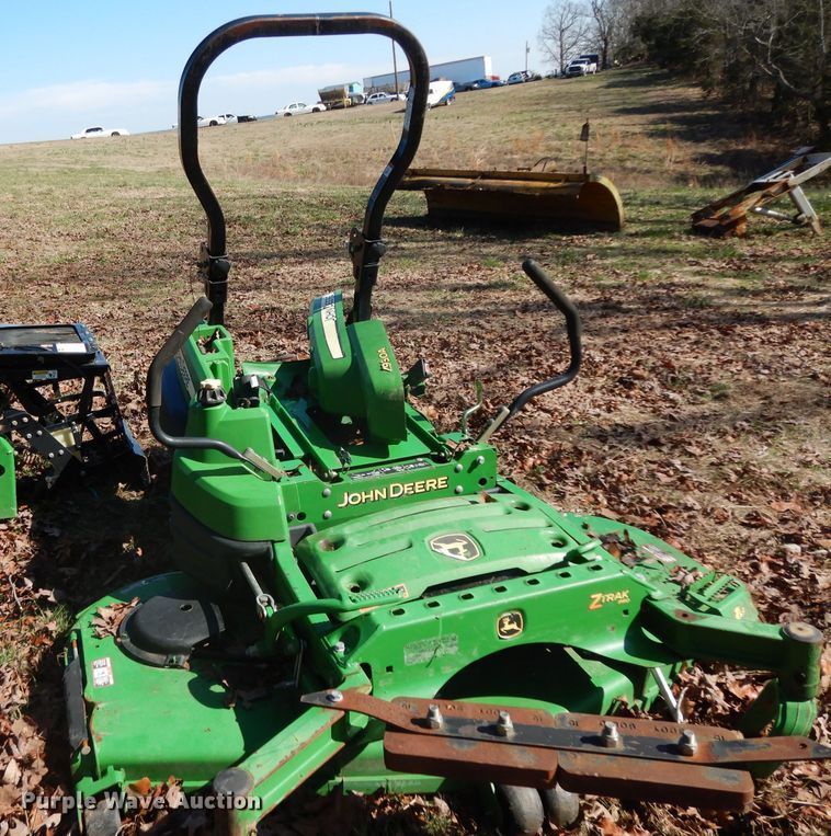 image for item DH2328 (4) lawn mowers