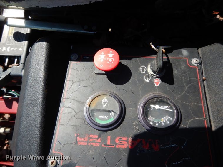 image for item DH2328 (4) lawn mowers