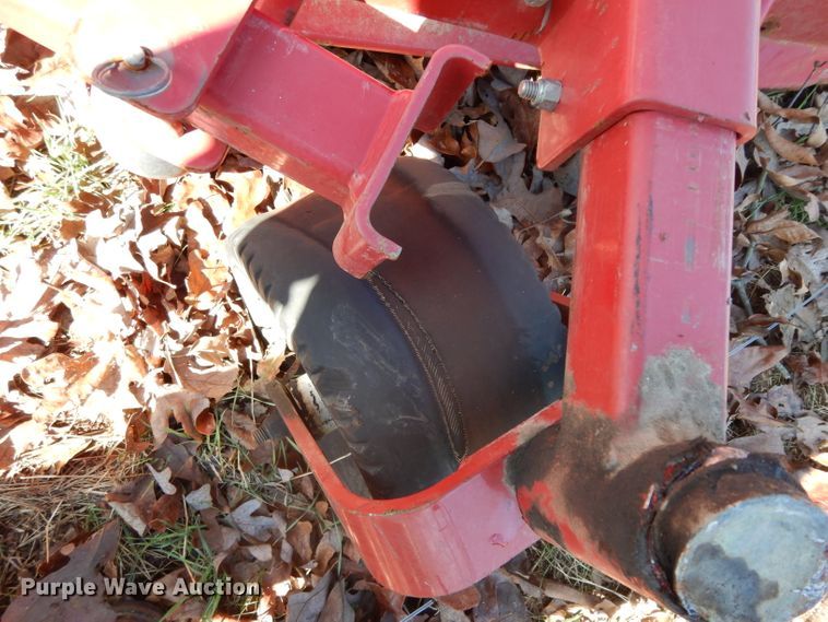 image for item DH2328 (4) lawn mowers