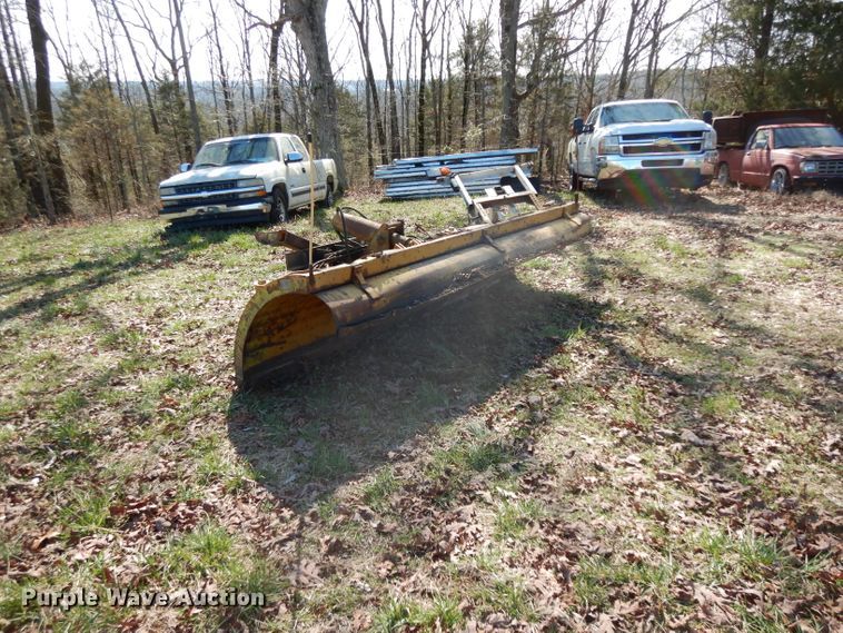 image for item DH2328 (4) lawn mowers