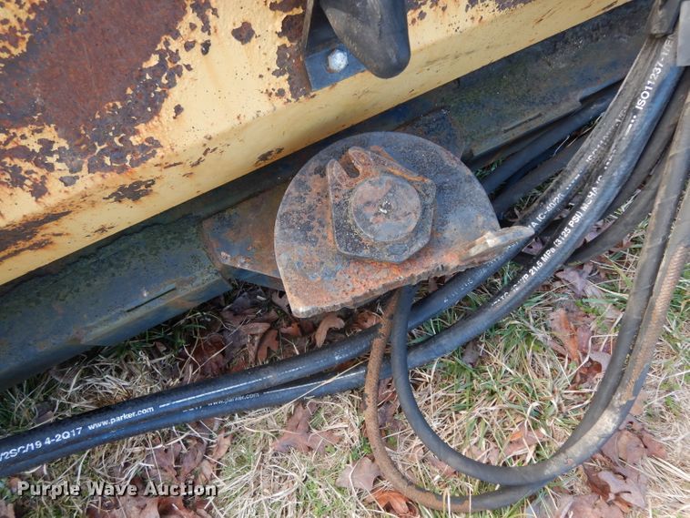 image for item DH2330 78"W broom