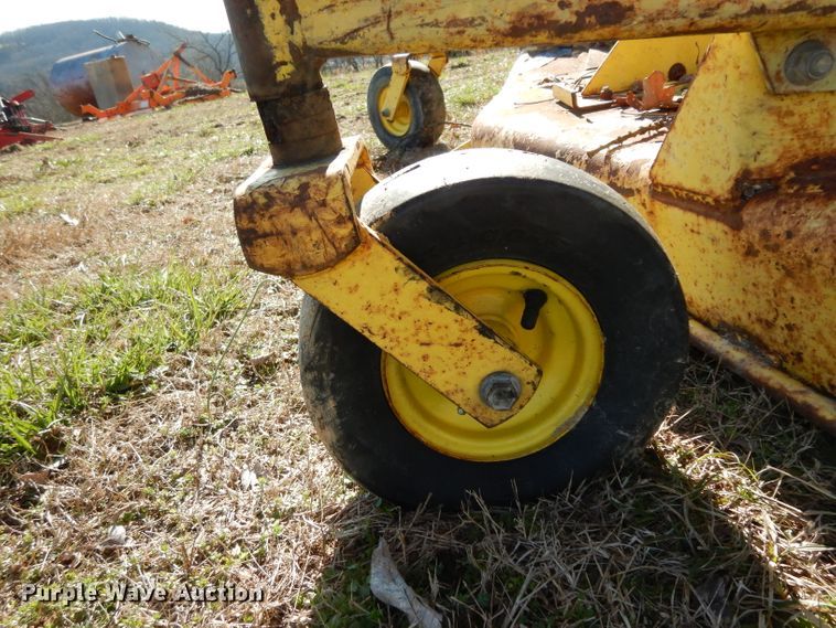 image for item DH2331 John Deere F1145 lawn mower