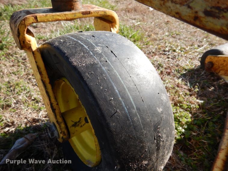 image for item DH2331 John Deere F1145 lawn mower