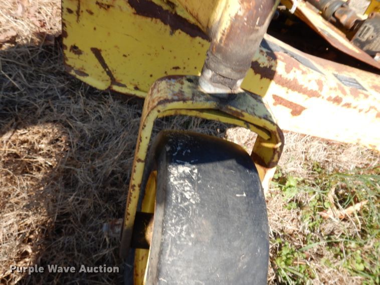 image for item DH2332 John Deere F1145 lawn mower