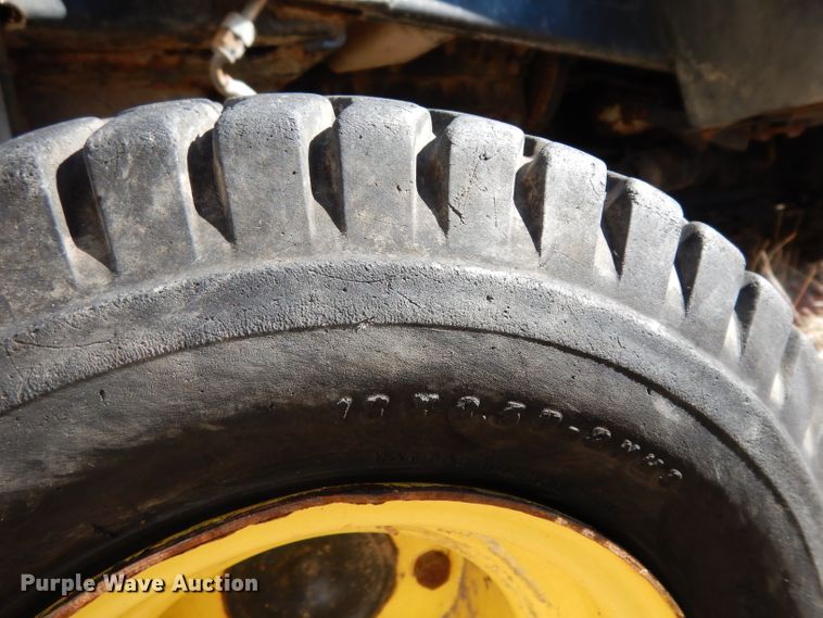 image for item DH2332 John Deere F1145 lawn mower