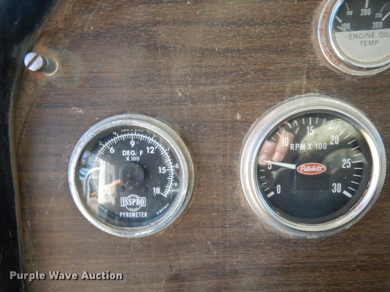 image for item DH2333 1985 Peterbilt 359 vacuum truck