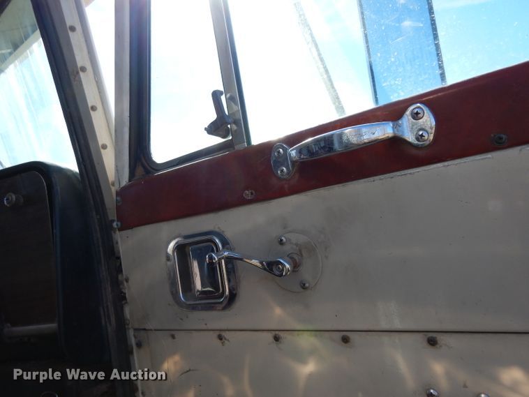 image for item DH2333 1985 Peterbilt 359 vacuum truck