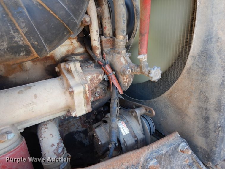 image for item DH2333 1985 Peterbilt 359 vacuum truck