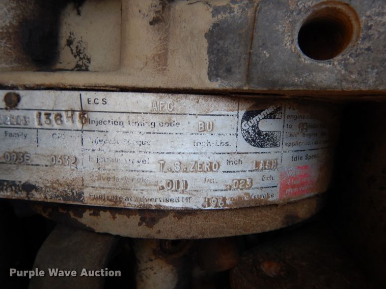 image for item DH2333 1985 Peterbilt 359 vacuum truck