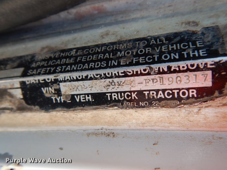 image for item DH2333 1985 Peterbilt 359 vacuum truck