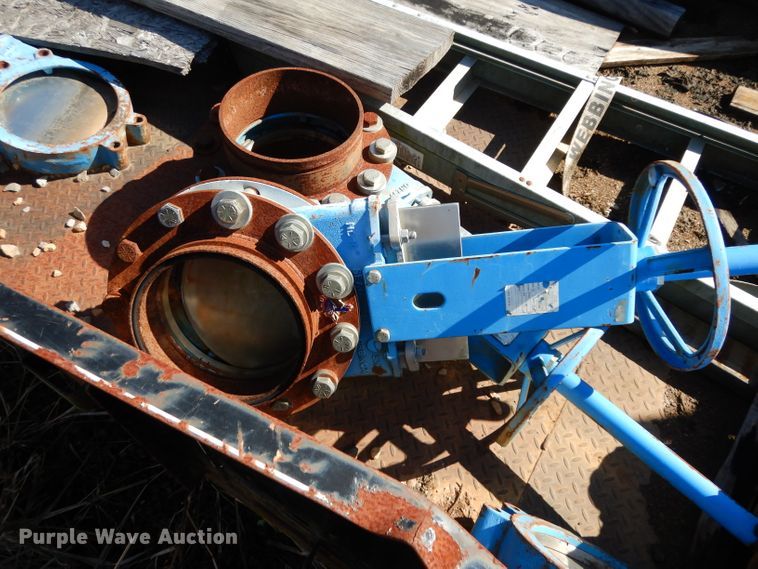 image for item DH2336 2011 Shop built equipment trailer