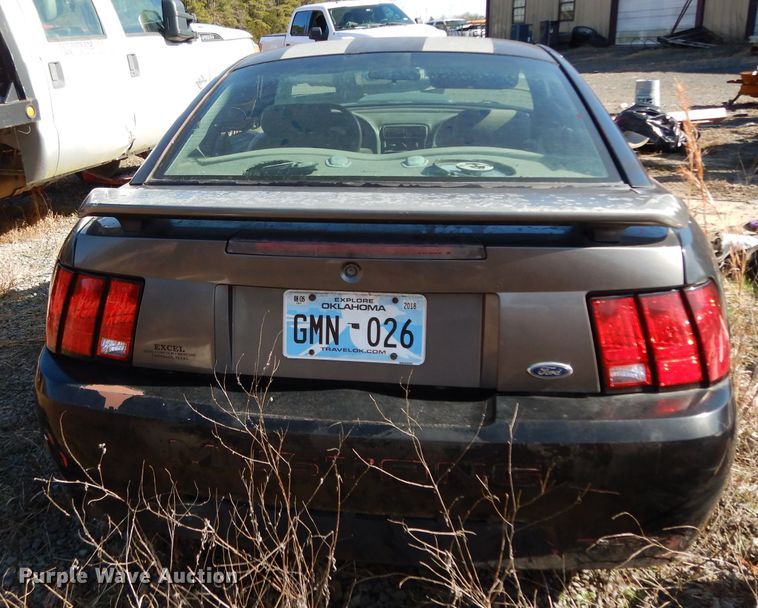 image for item DH2338 2000 Ford Mustang