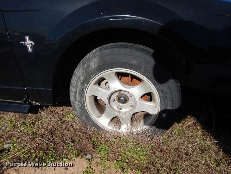 image for item DH2338 2000 Ford Mustang