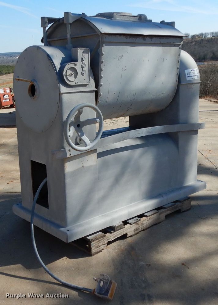 image for item DH2348 Champion TM2 mixer