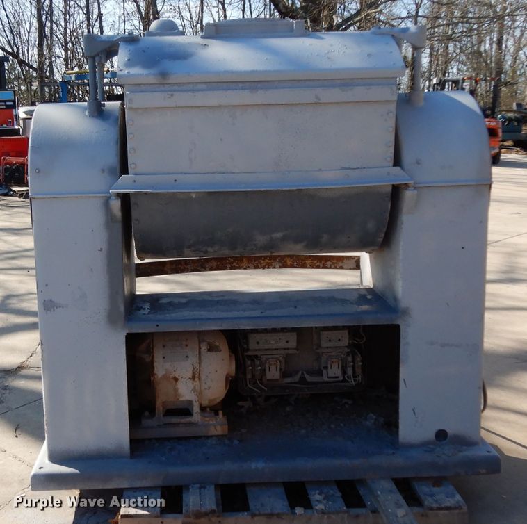 image for item DH2348 Champion TM2 mixer