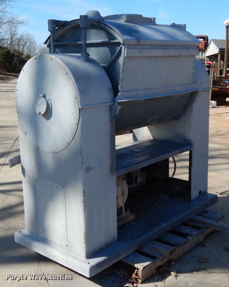 image for item DH2348 Champion TM2 mixer