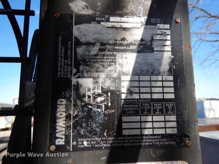 image for item DH2349 Raymond EASi-OPC30TT forklift