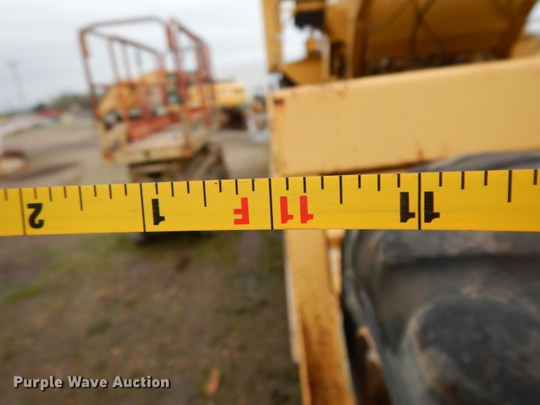 image for item DH2364 Caterpillar RR-250 soil stabilizer