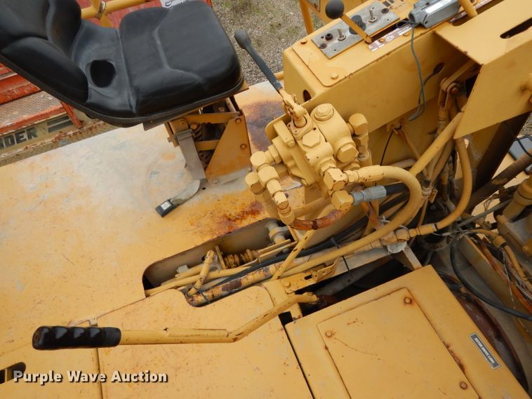 image for item DH2364 Caterpillar RR-250 soil stabilizer