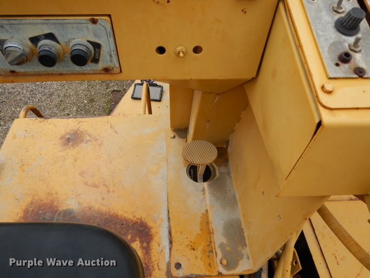 image for item DH2364 Caterpillar RR-250 soil stabilizer