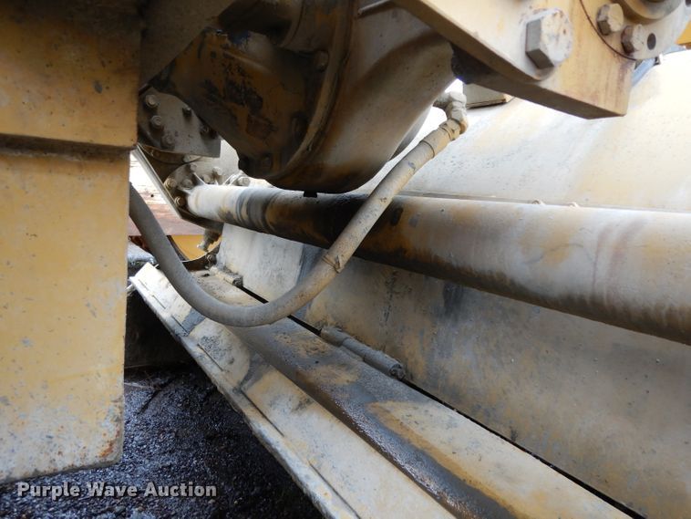 image for item DH2364 Caterpillar RR-250 soil stabilizer