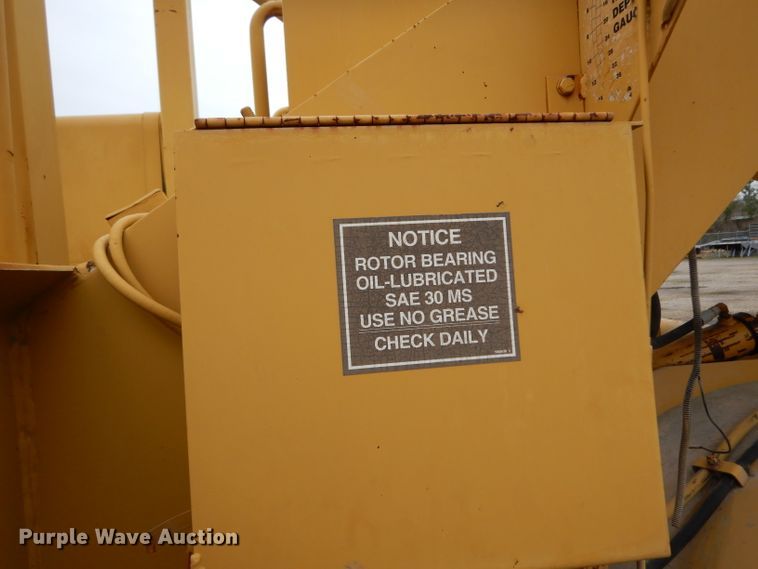 image for item DH2364 Caterpillar RR-250 soil stabilizer