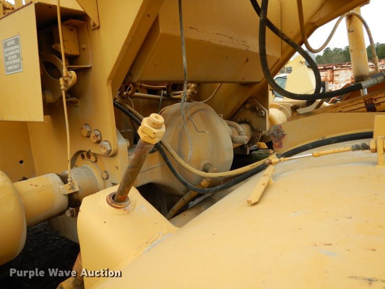 image for item DH2364 Caterpillar RR-250 soil stabilizer