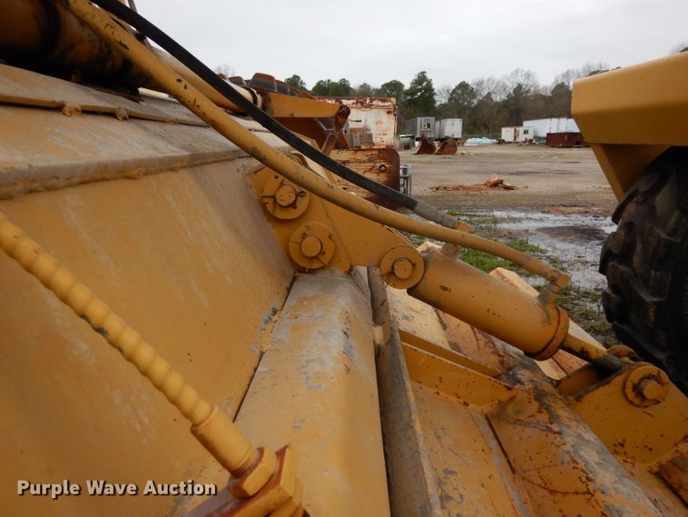 image for item DH2364 Caterpillar RR-250 soil stabilizer