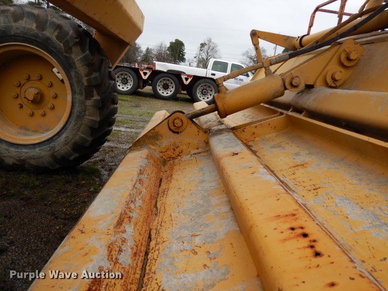 image for item DH2364 Caterpillar RR-250 soil stabilizer